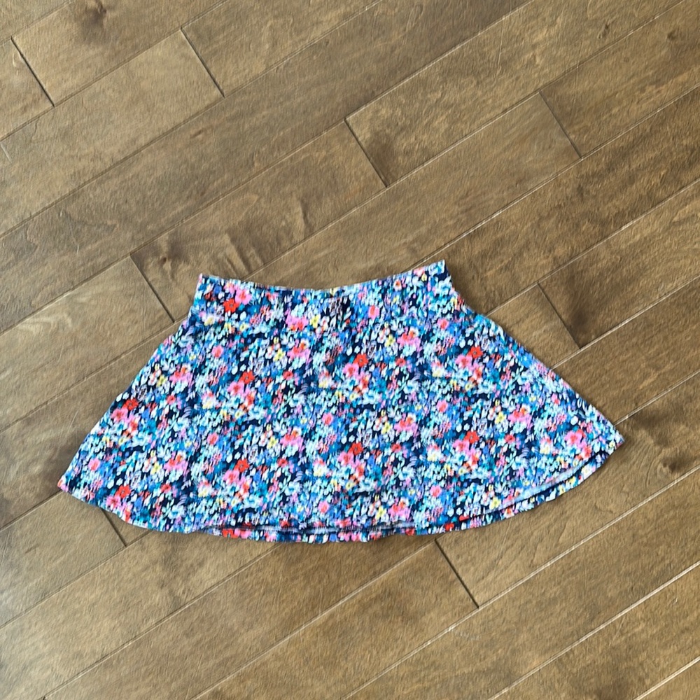 Kids cotton skirt. 5T. GUC.